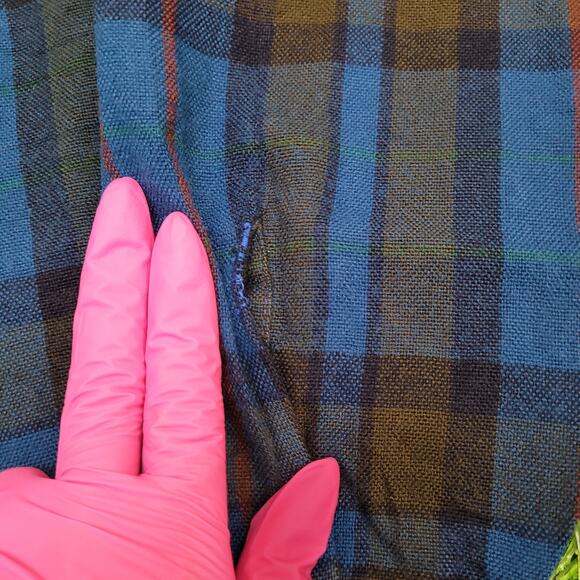 Vintage 90s Van-Heusen Plaid Button Shirt Large 24x29 Baggy - Picture 3 of 13